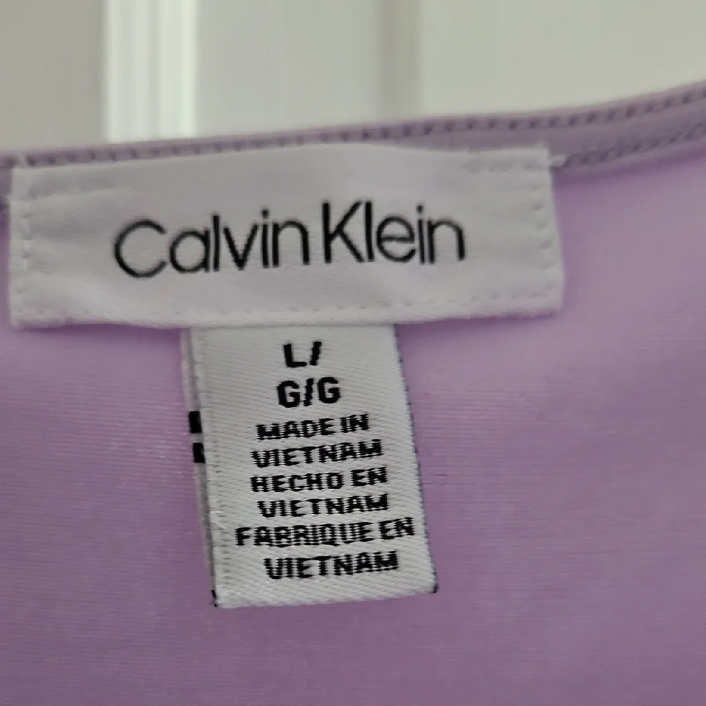 Calvin Klein Women's Lavender Top - Picture 2 of 6